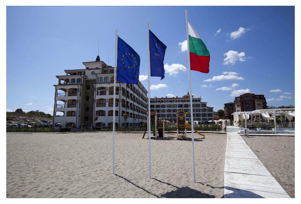 Aparthotel Regina Mare 사레보 외부 사진