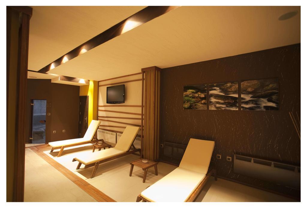 Aparthotel Regina Mare 사레보 외부 사진