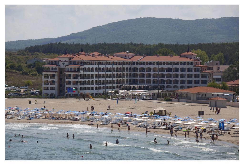 Aparthotel Regina Mare 사레보 외부 사진