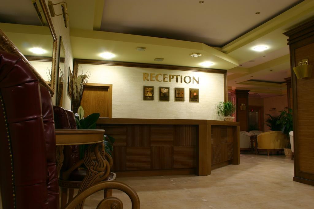 Aparthotel Regina Mare 사레보 외부 사진