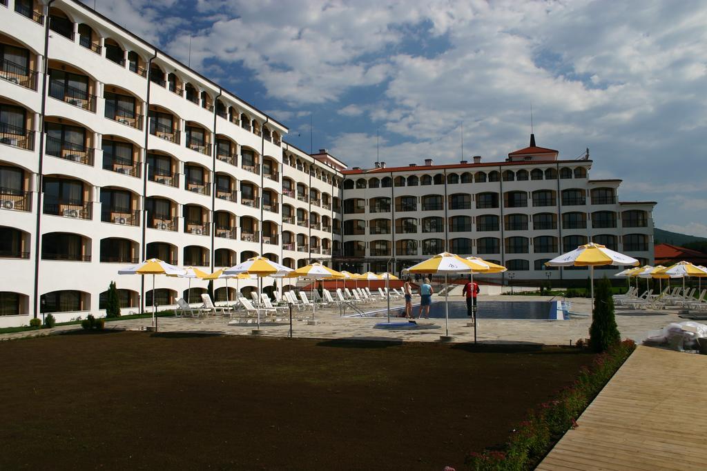 Aparthotel Regina Mare 사레보 외부 사진