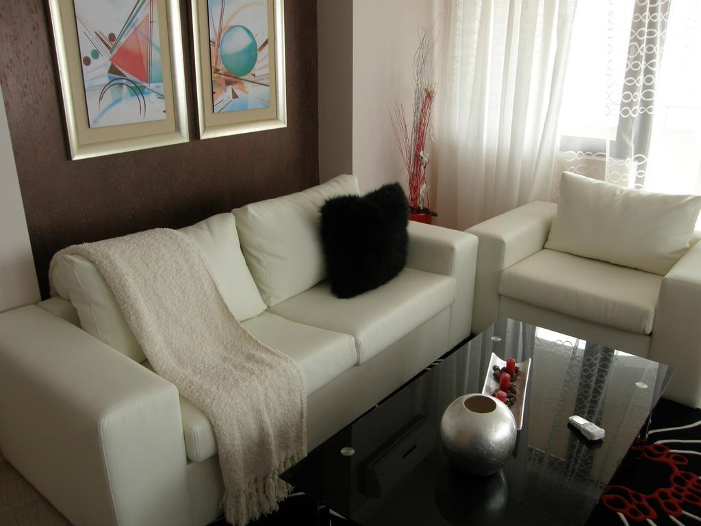 Aparthotel Regina Mare 사레보 객실 사진