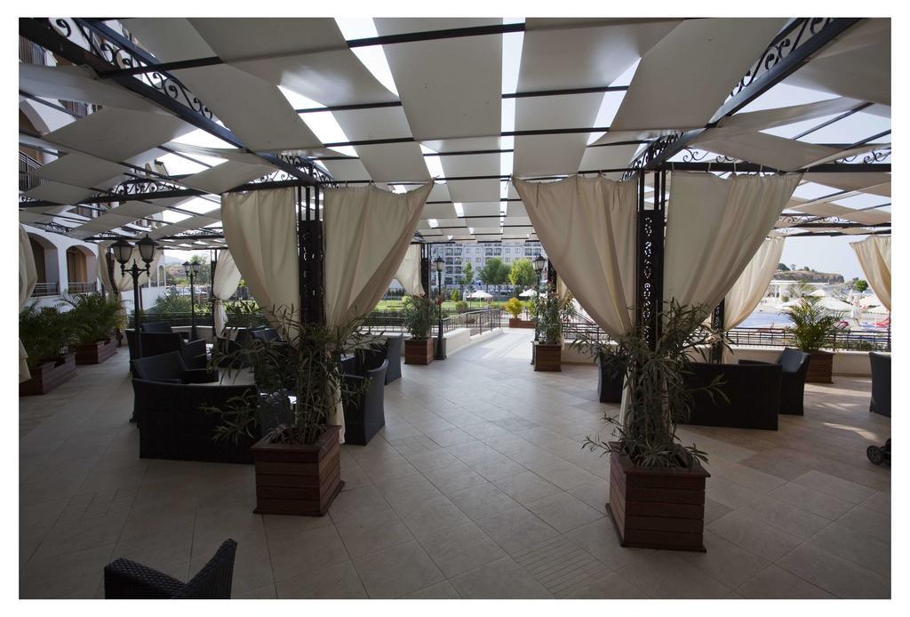 Aparthotel Regina Mare 사레보 외부 사진